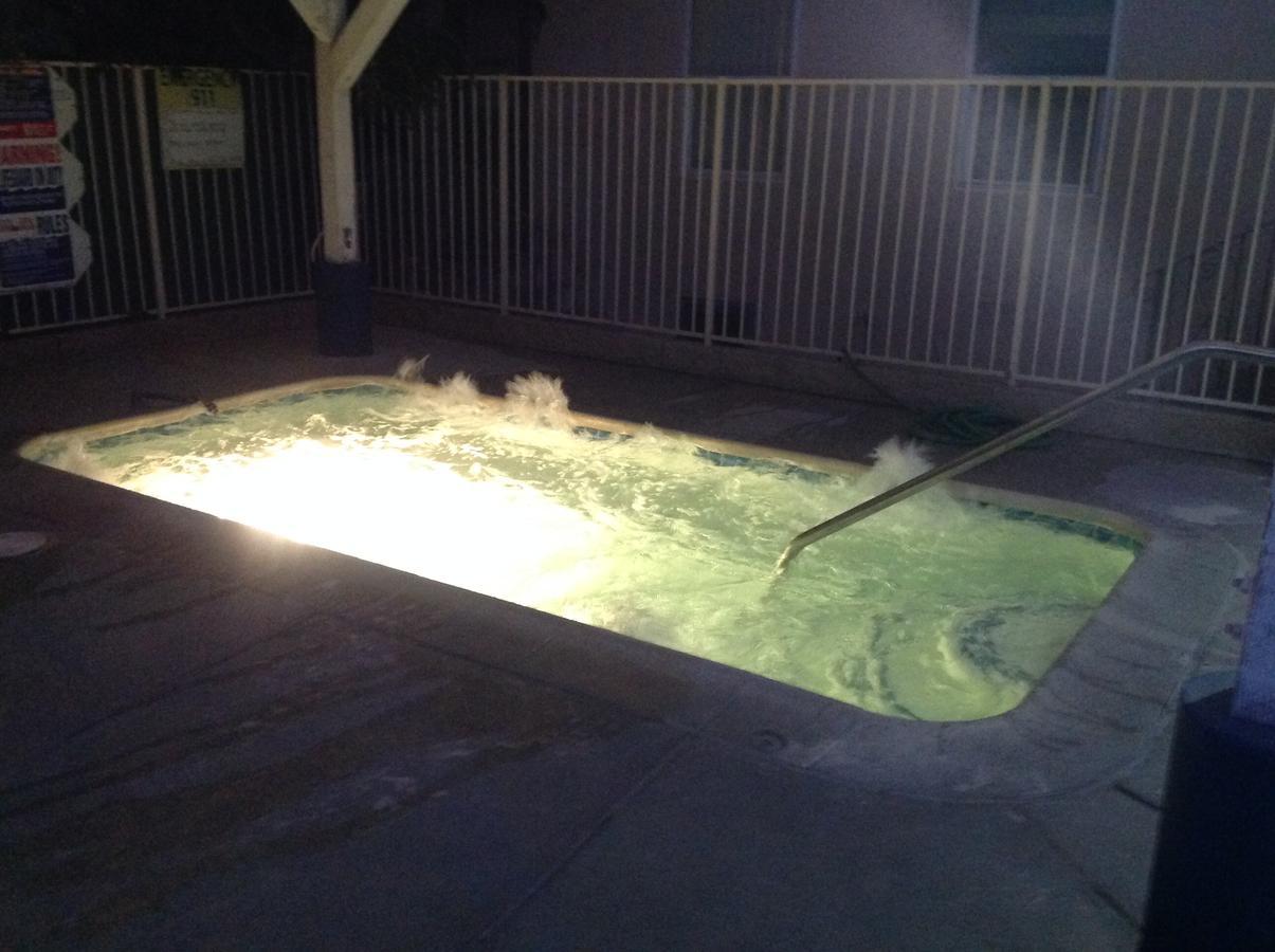 Elsinore Hotsprings Motel Lake Elsinore Εξωτερικό φωτογραφία